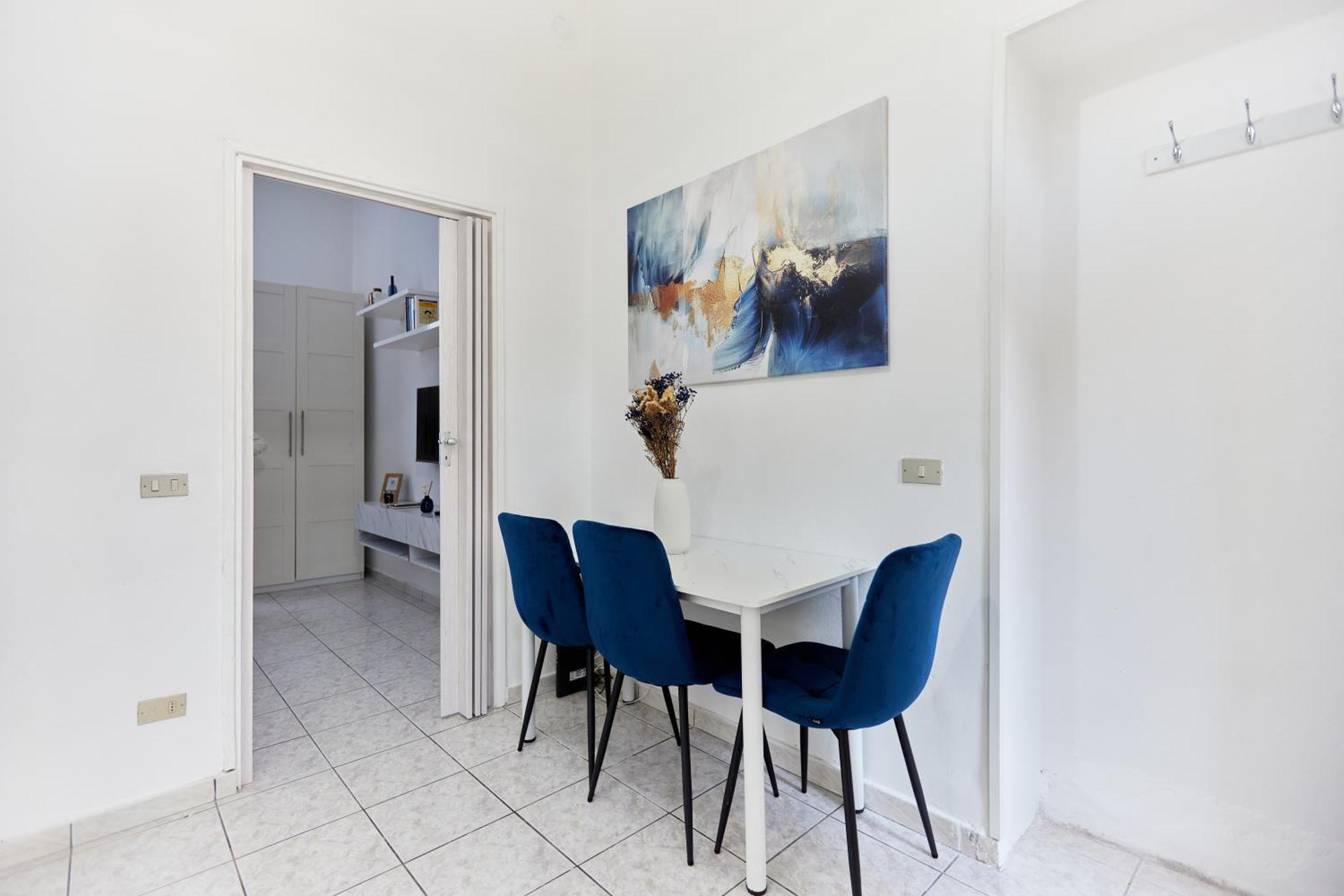 Cozy Studio A Few Steps From Sesto Rondo Metro Station Сесто-Сан-Джованни Экстерьер фото